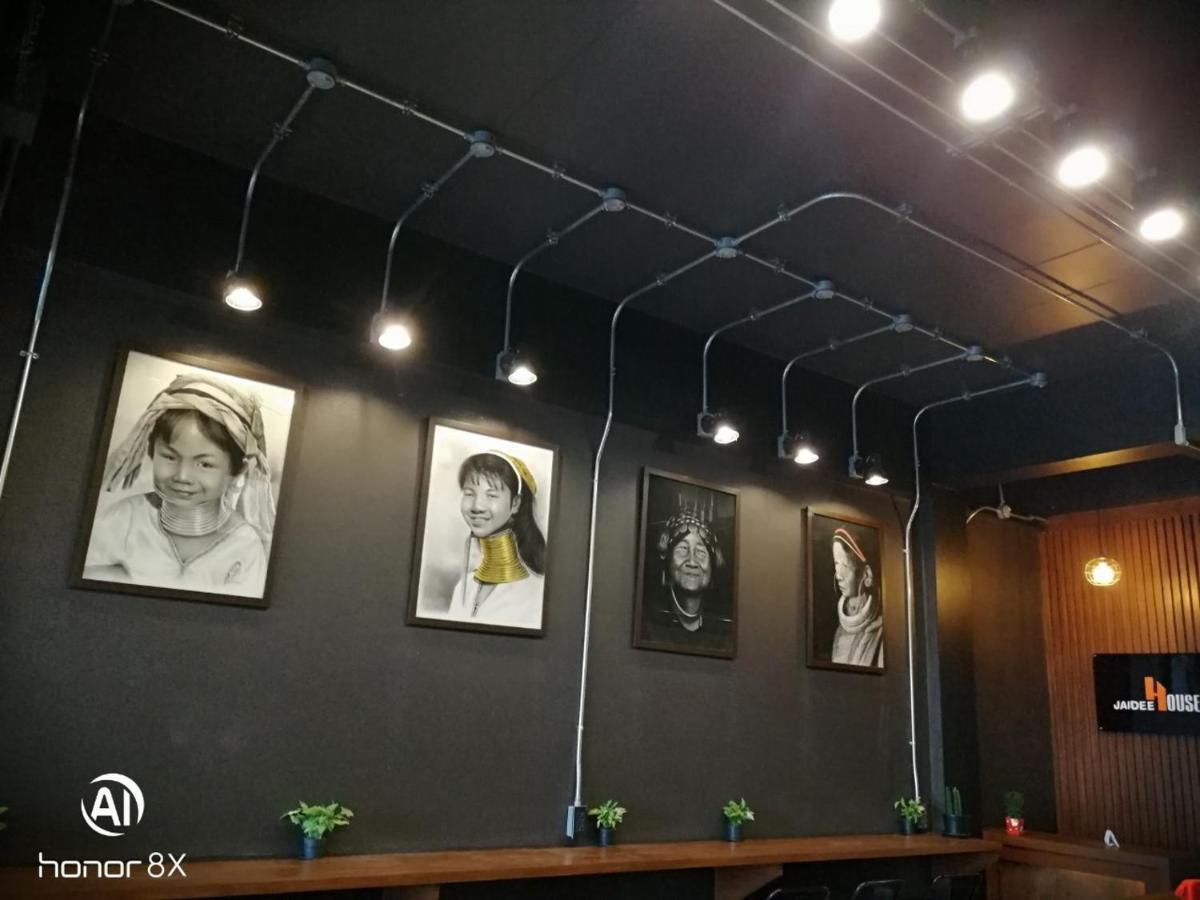 Jaidee Cafe & Hostel Chiangrai Ban Fang Min Exteriér fotografie